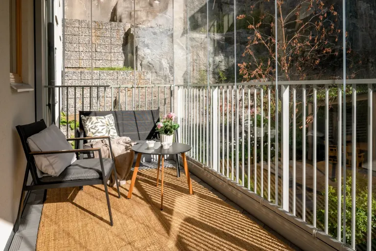 Bostadsrätt med 2 rum på Tollareslingan 26 i Nacka, bild 3 av 4