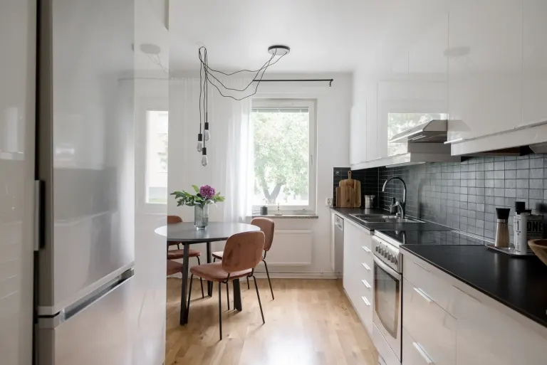Bostadsrätt med 4 rum på Emausgatan 25C i Västerås, bild 4 av 4
