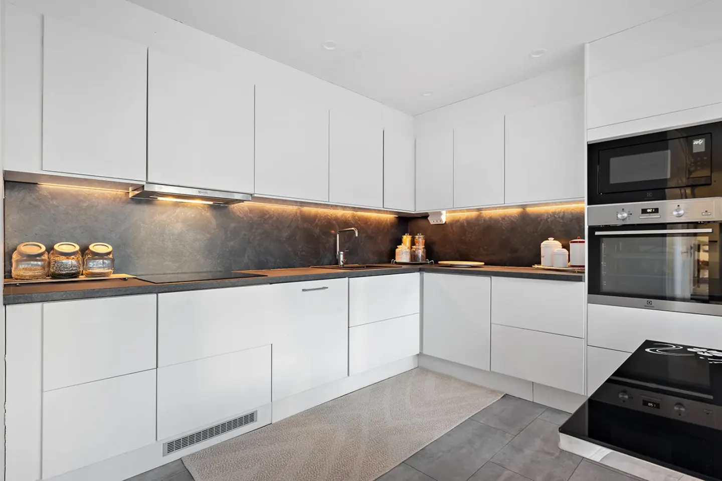 Bostadsrätt med 4 rum på Fruängsvägen 60 i Upplands Väsby, bild 4 av 4